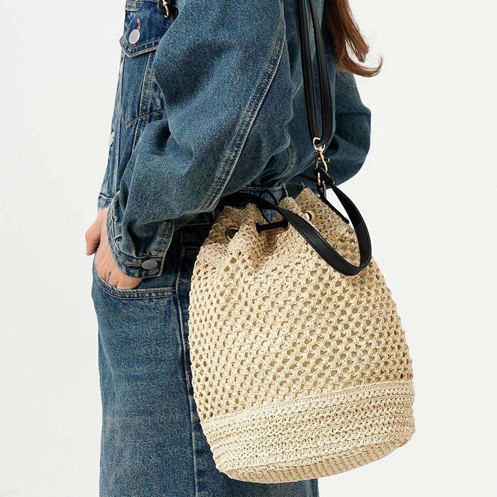 Stylish Straw Weave Bucket Purse