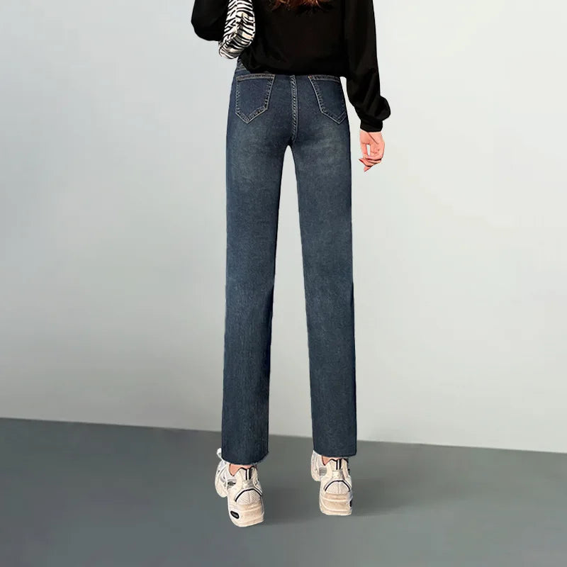 Plus Size Elastic Waist Jeans