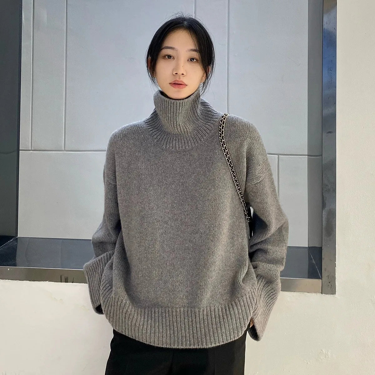 Thick Cashmere Turtleneck Sweater Women's