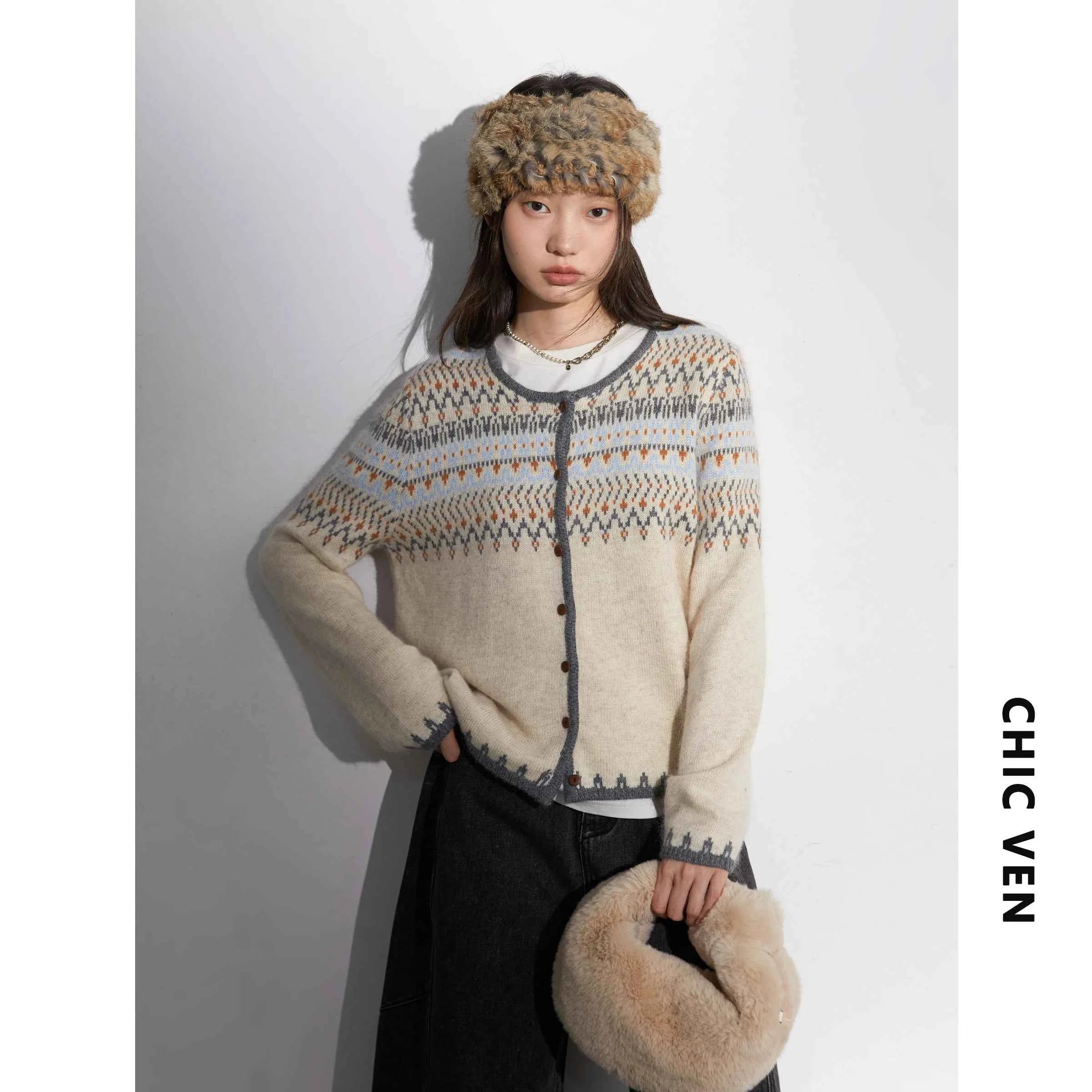 CHIC VEN Women Sweaters Loose Casual New Style Contrast Button Knit Sweater Cardigan for Artistic Women Autumn Winter 2025